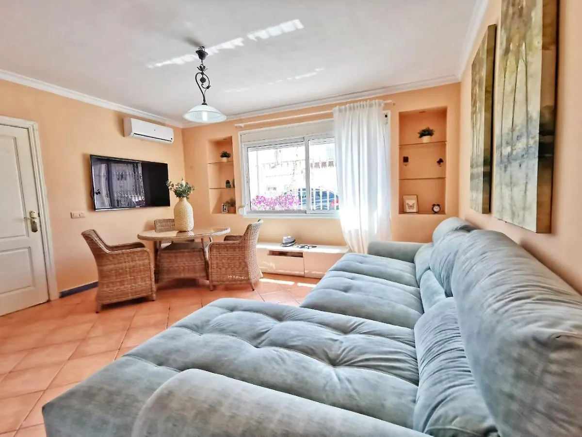 Apartamento Carihuela contacts